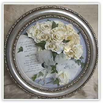 I need help finding a picture frame for flowers and invite.-insp. pic included