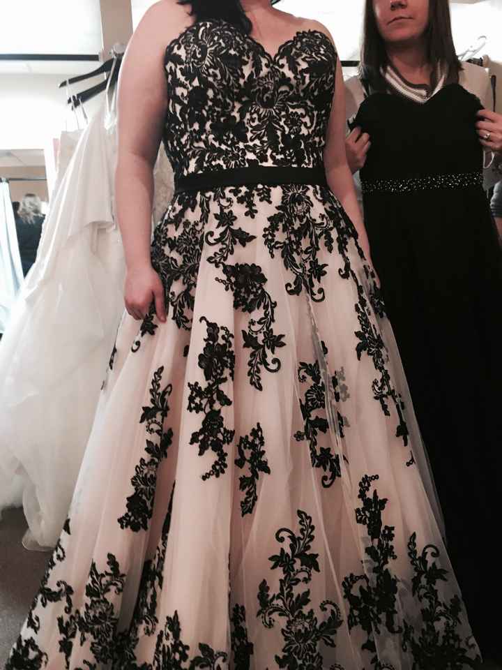 Black and White Wedding Dress Help!