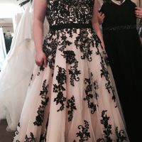 Black and White Wedding Dress Help!