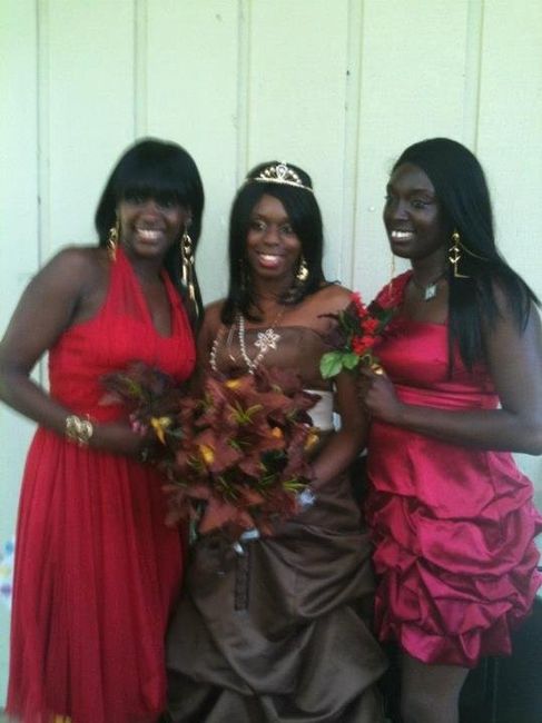Mismatched Bridesmaids!