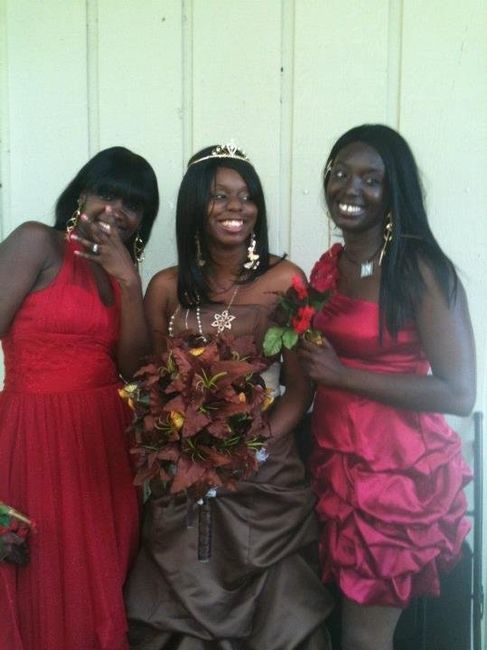 Mismatched Bridesmaids!