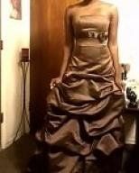 I'm worried my dress is not wedding like.. Please help.. Pics attached..