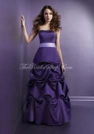 BRIDESMAID DRESS AS WEDDING DRESS