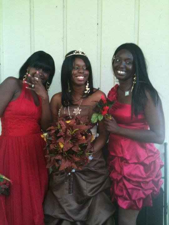 Mismatched Bridesmaids!