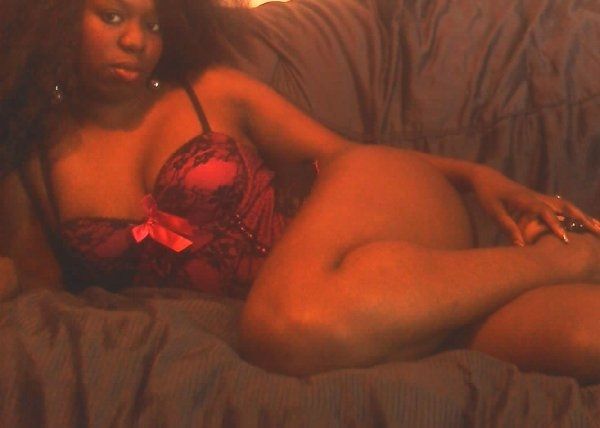 FINALLY DID IT! Boudoir pics!