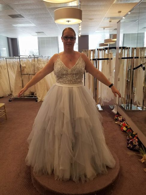 Where are my curvy brides?