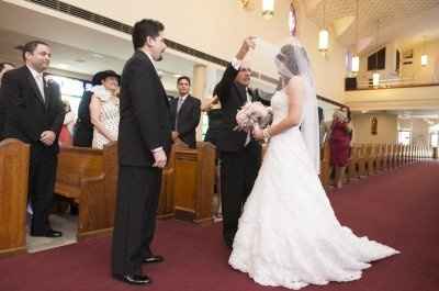 *MARRIED!* Wedding Pics :) (updated)