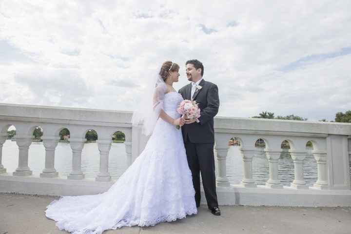 *MARRIED!* Wedding Pics :) (updated)