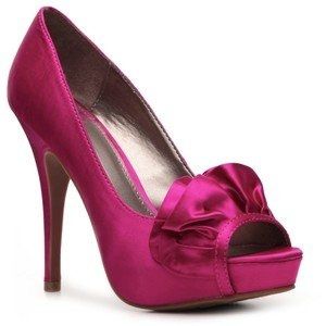 Help with bridesmaids shoes and accesories