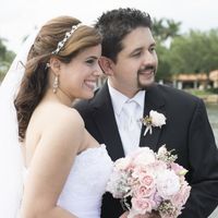 *MARRIED!* Wedding Pics :) (updated)