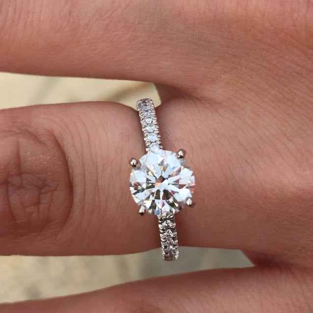 Let's see those beautiful rings lady's!