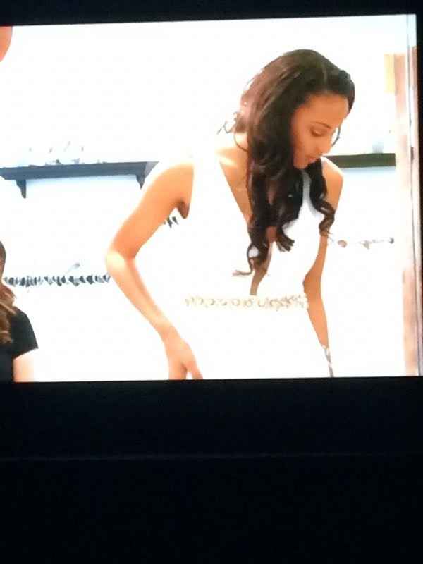 Who is the designer of this dress??????