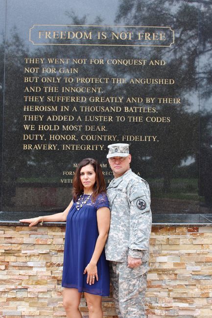 EPics Sneak Peeks for this Veterans Couple