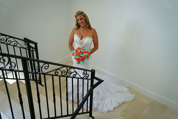 Ok ladies... Drop a pic of your BEAUTIFUL DRESSES