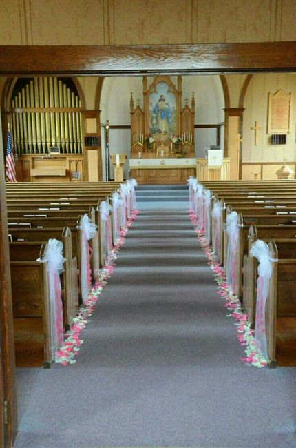 Aisle Decor