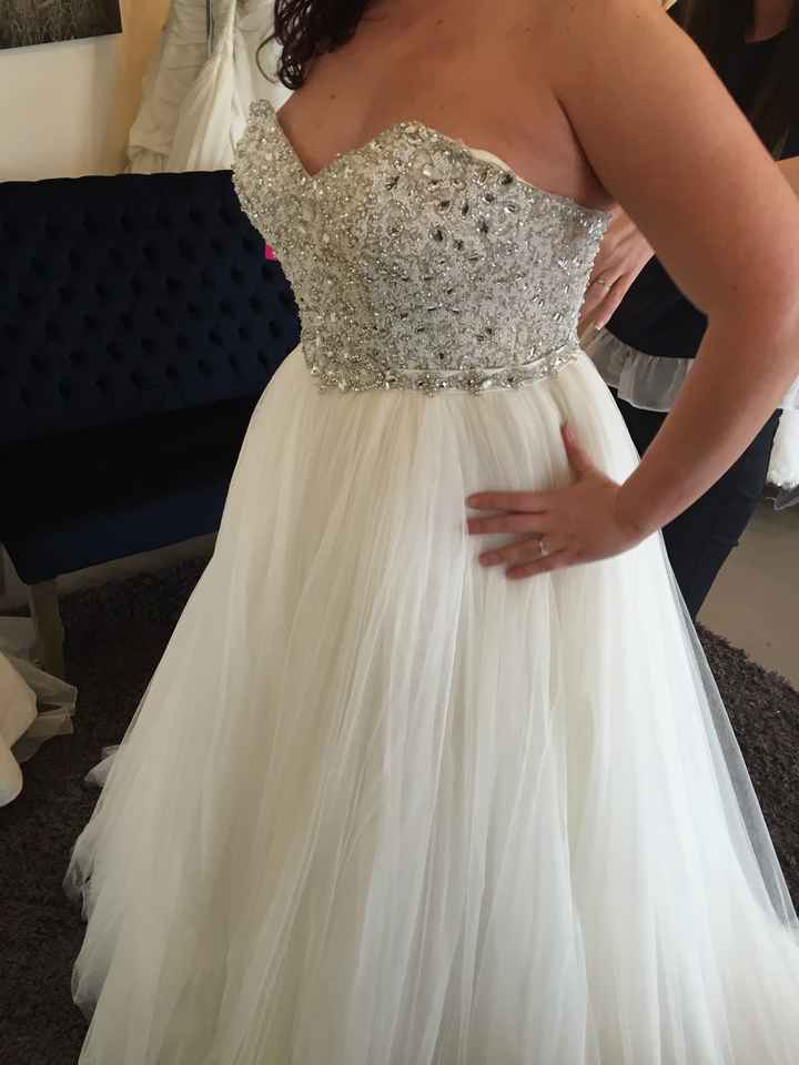 Who designed your dress?