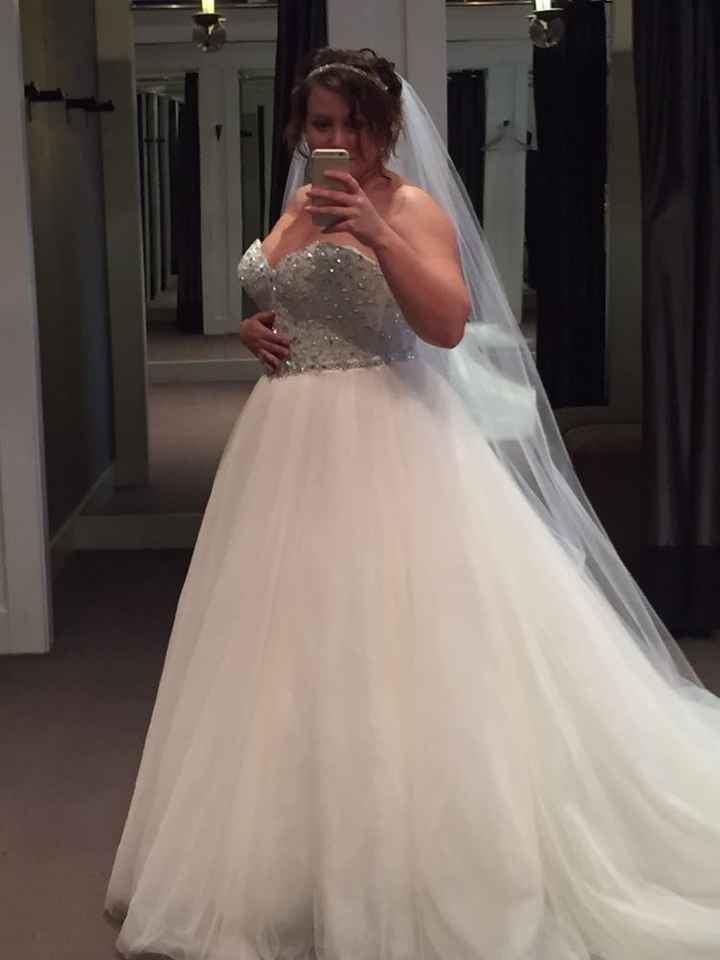 Let's show off our wedding gowns!