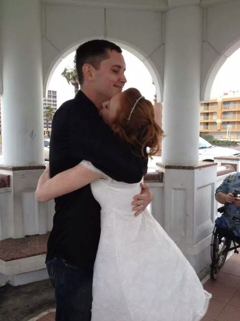 Back and married (pics!!)