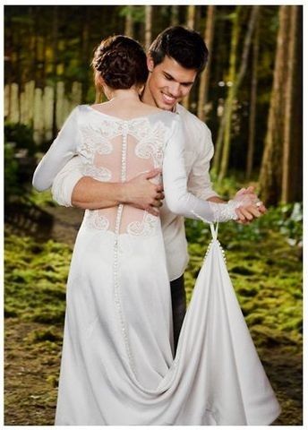 Is a bustle a must!?