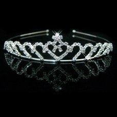 which Tiara will go best (PICS included)