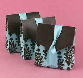 A Aqua and Chocolate Brown Wedding