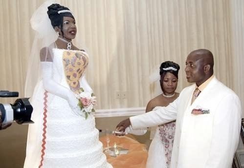Now here's a wedding cake for ya!