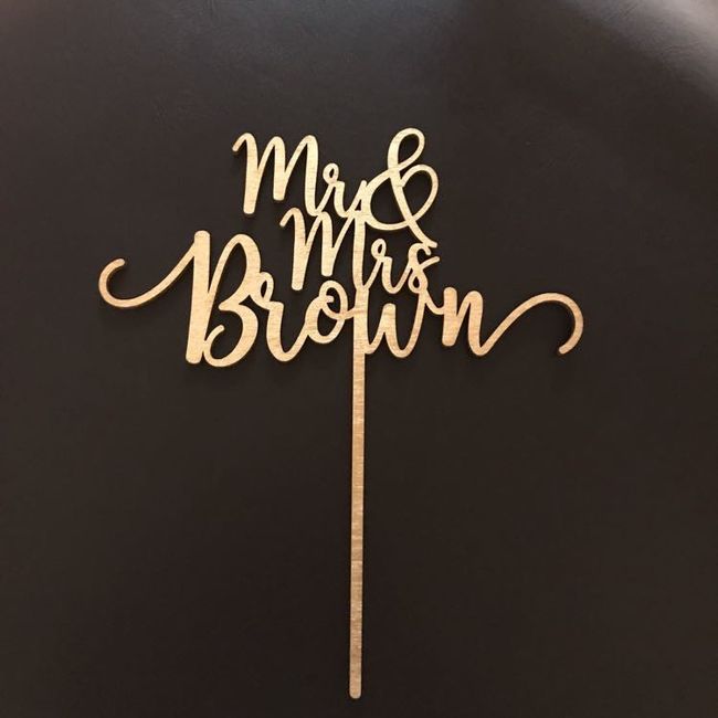 Cake topper