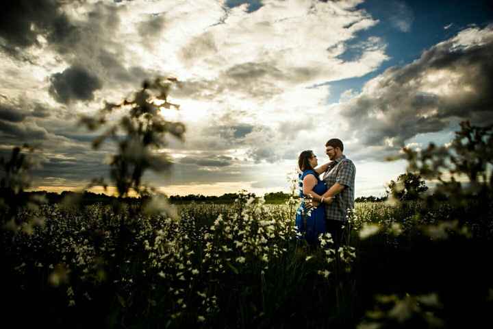 ENGAGMENT PICTURES ARE IN!!!!