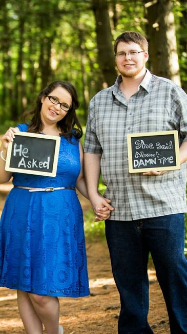 ENGAGMENT PICTURES ARE IN!!!!