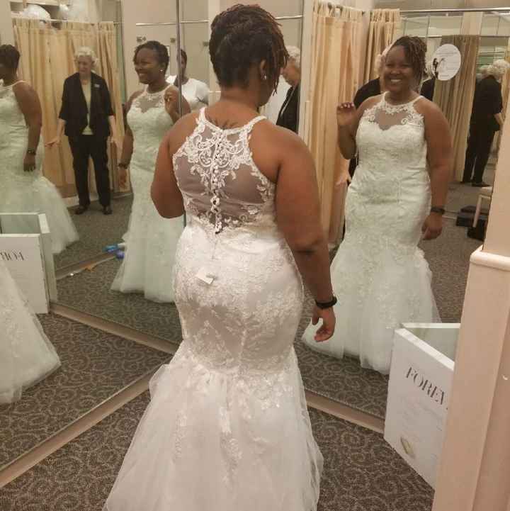 Show me your dresses!!