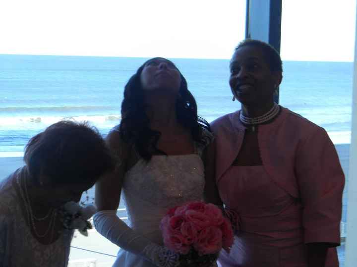 Married Ladies...I'd love to see your candid photos!