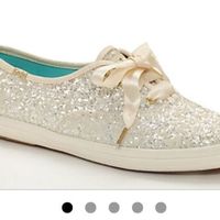 Let me see your shoes!