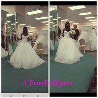 I wanna see your wedding dress!