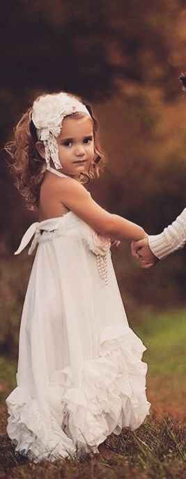 The flower girl struggle