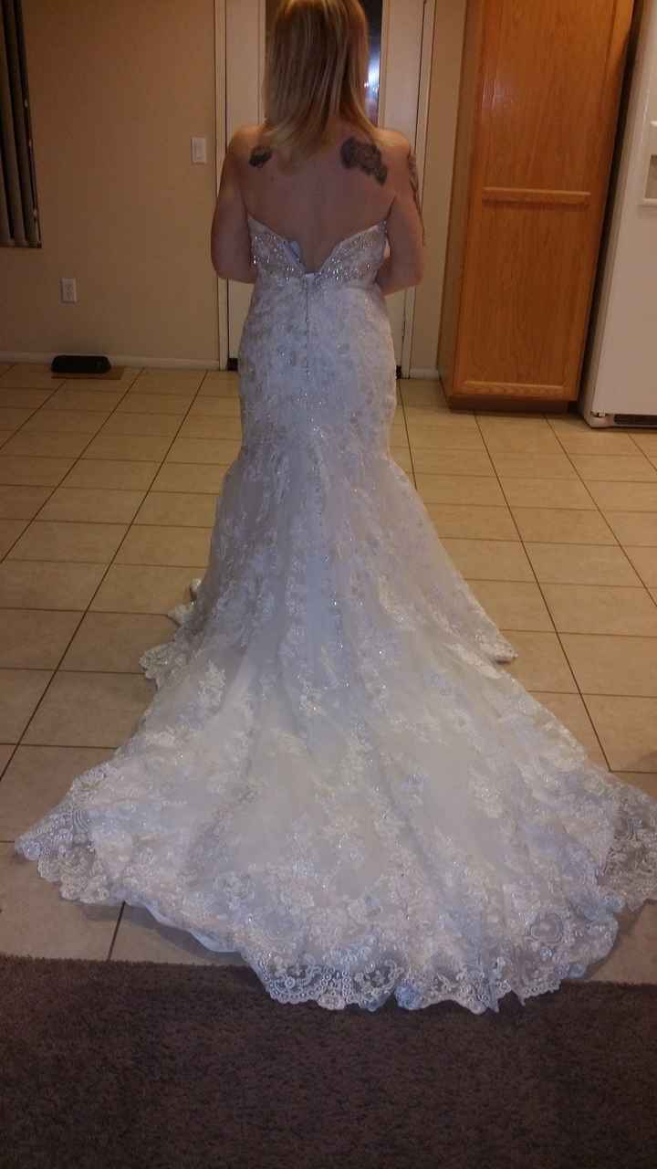 Oh No!!!! My wedding dress did not fit.. UGH.