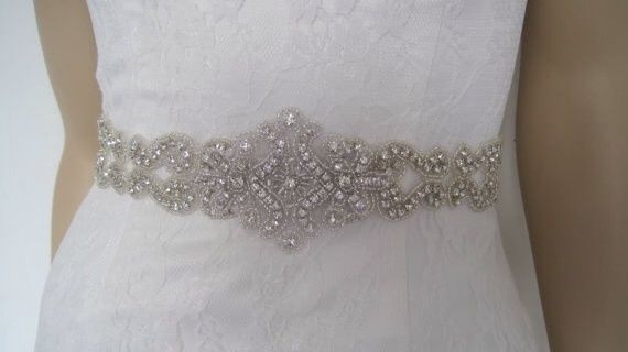 Mori Lee 5108 what sash/bling/applique are you wearing also what type of veil?