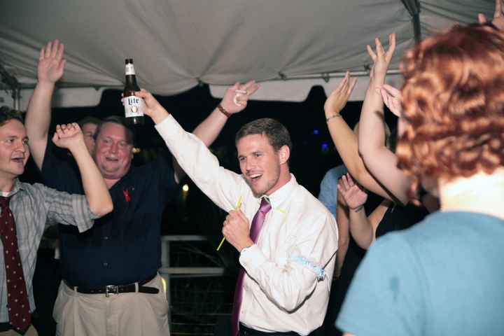 Fun (PROPERLY HOSTED) Weddings!
