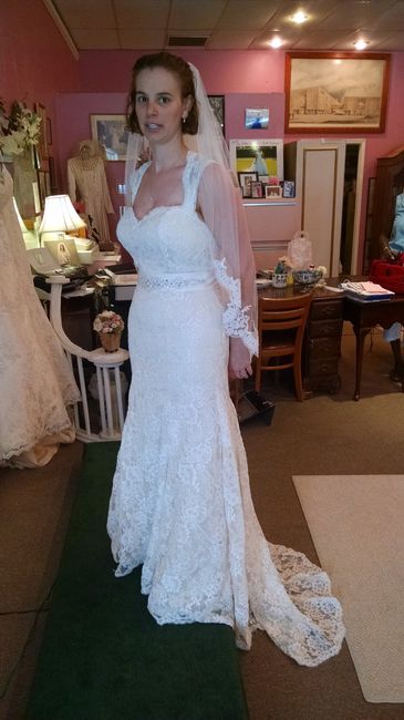 I need this today.... DRESS PORN!!!! 8D