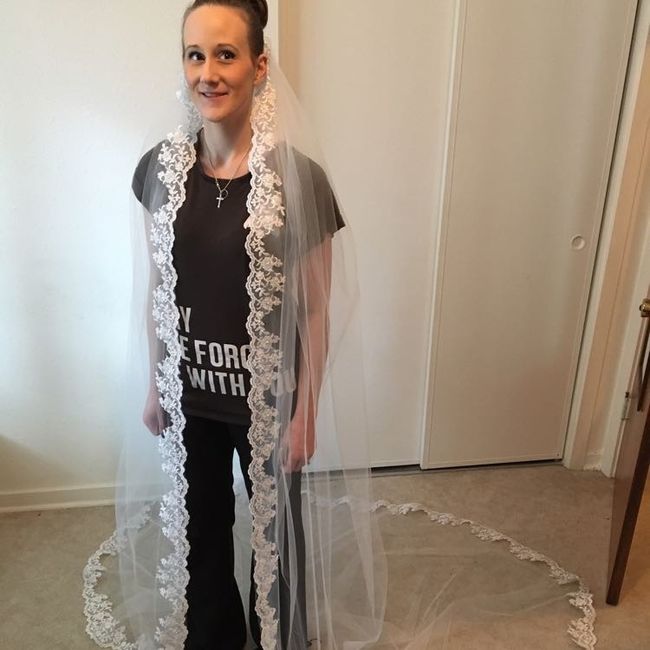 Show Me Your Veil!