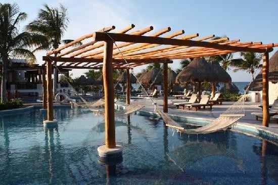 Show me those...Honeymoon Destinations!