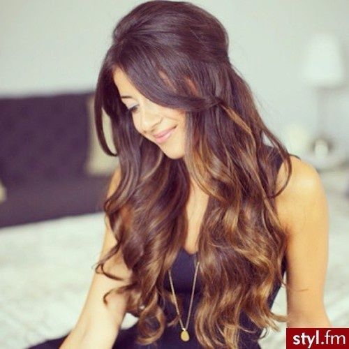 Drop me some wedding pictures of hair!!