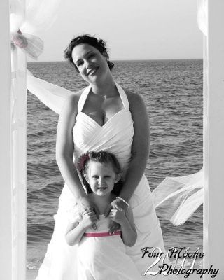 I've got Luta's wedding photos!!!!!!!!!!!! (5 new)