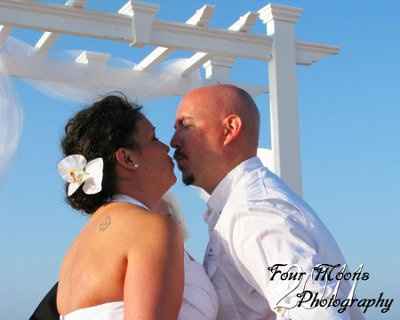 I've got Luta's wedding photos!!!!!!!!!!!! (5 new)