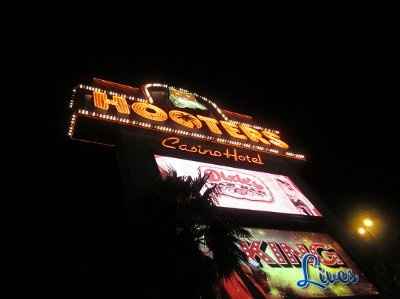 Back from our (very much delayed) honeymoon!  Pic heavy!