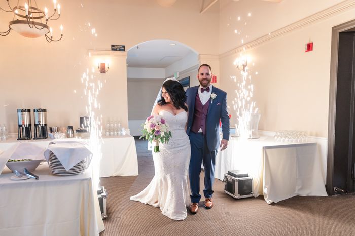 Say yes to the sexy dress?! 7