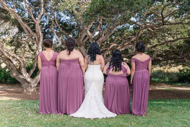 Show me your bustle!! - 1