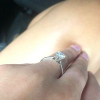 Side view of custom heart setting detail