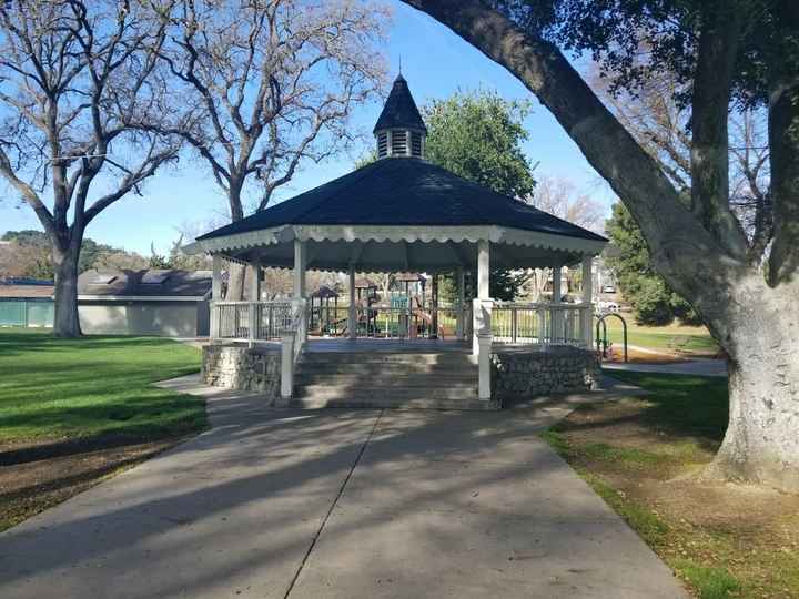 Who else is having an outdoor ceremony and praying for beautiful weather! - 1