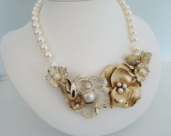 Let's see your statement necklace.