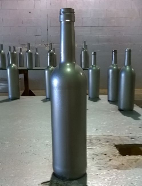 Tip for Spraypainting Bottles